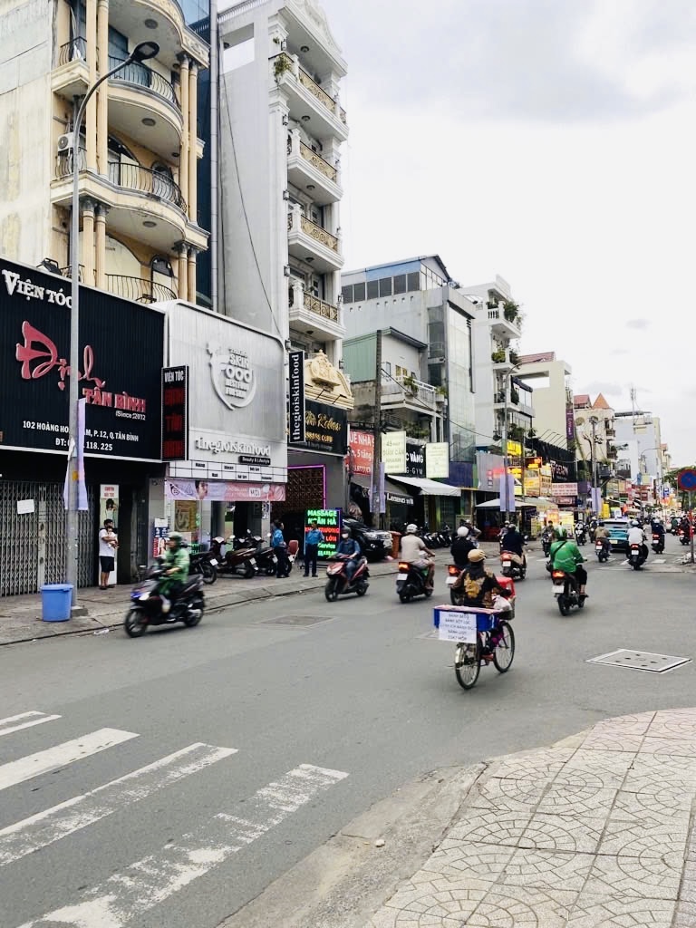 Bán Nhà mặt tiền  Hoàng Hoa Thám 165m2 (5x35)