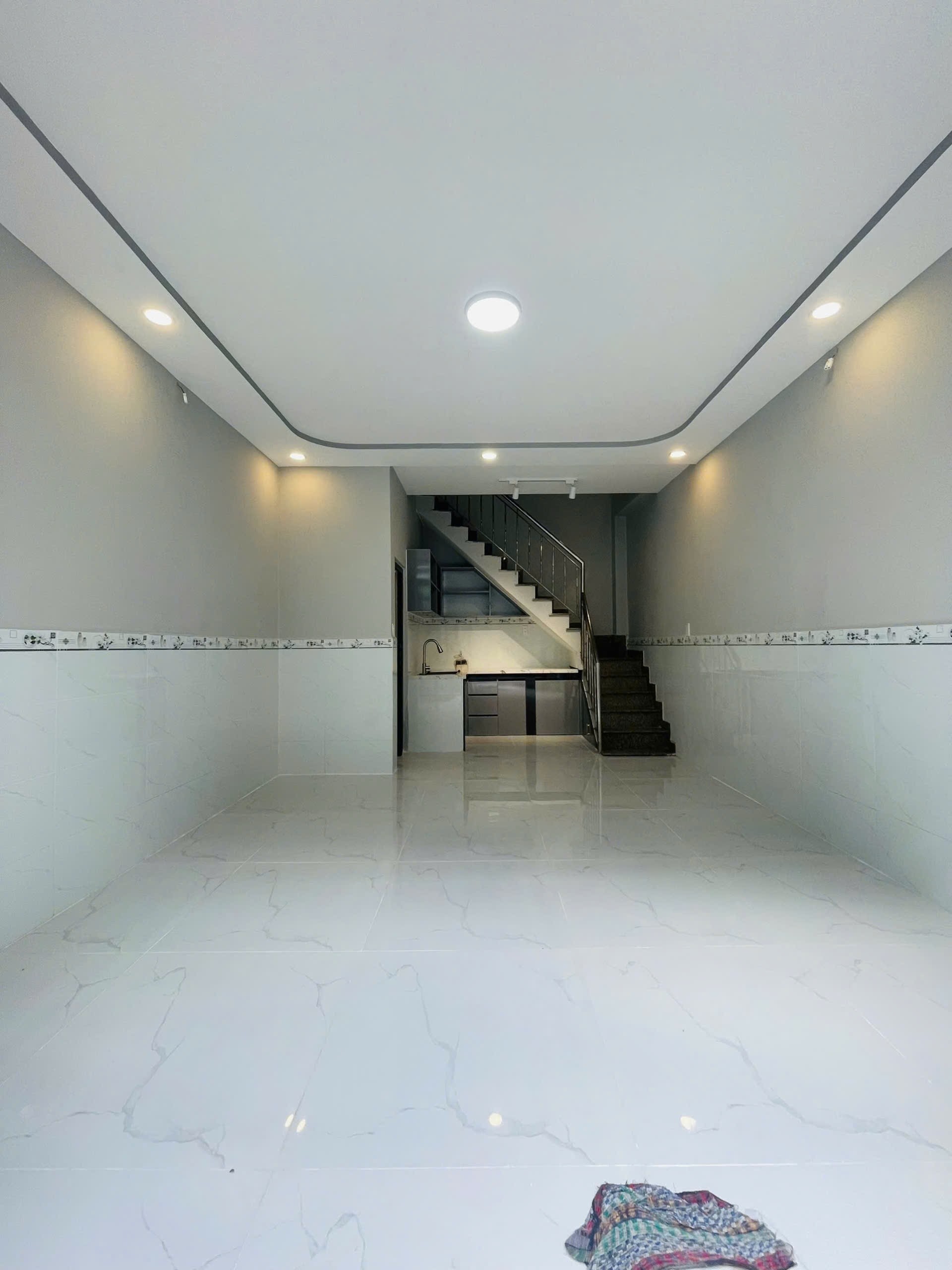 NHÀ XINH - VƯỜN LÀI