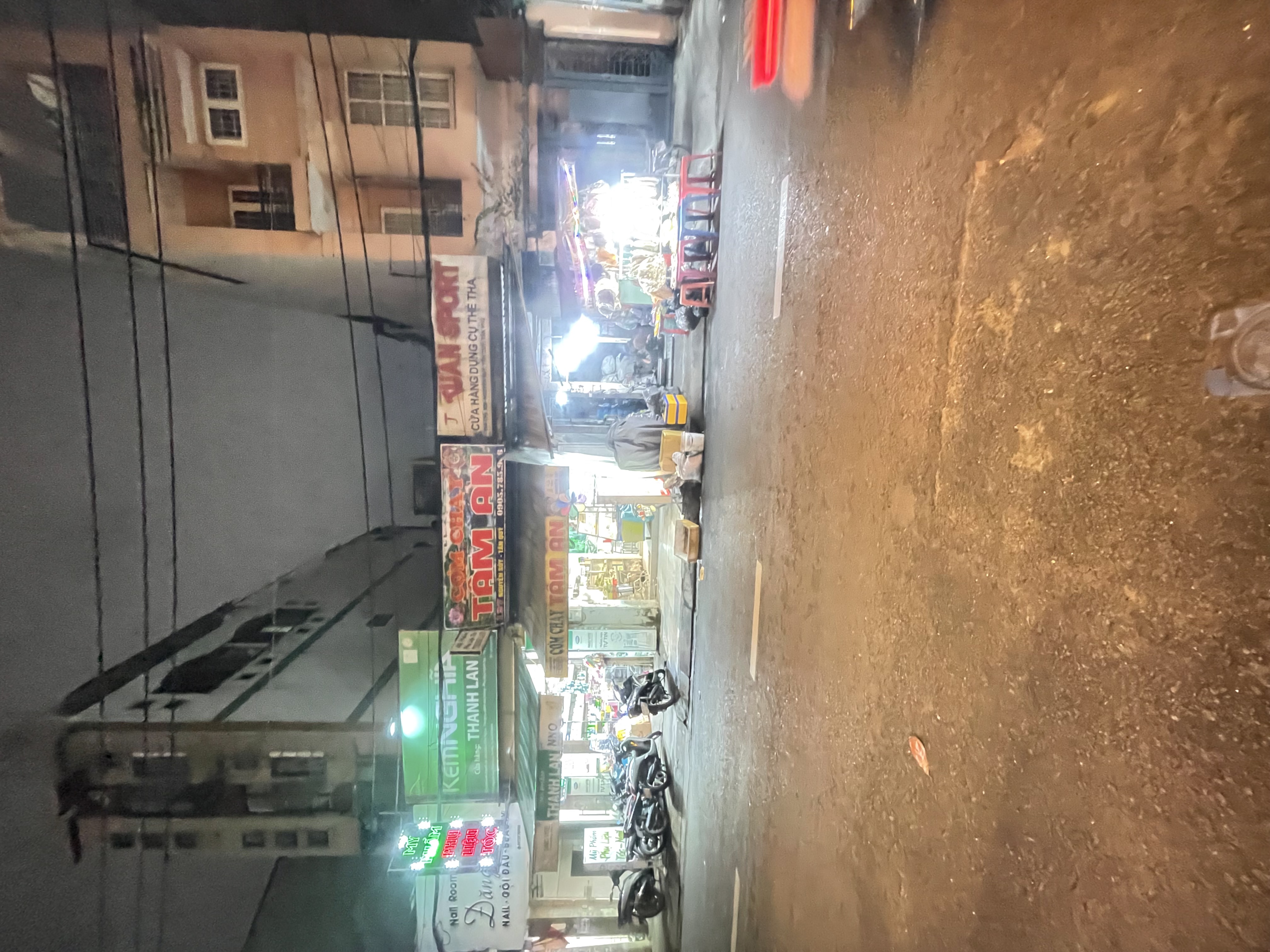 Mặt tiền Nguyễn suý khu trung tâm chợ tiện kinh doanh 