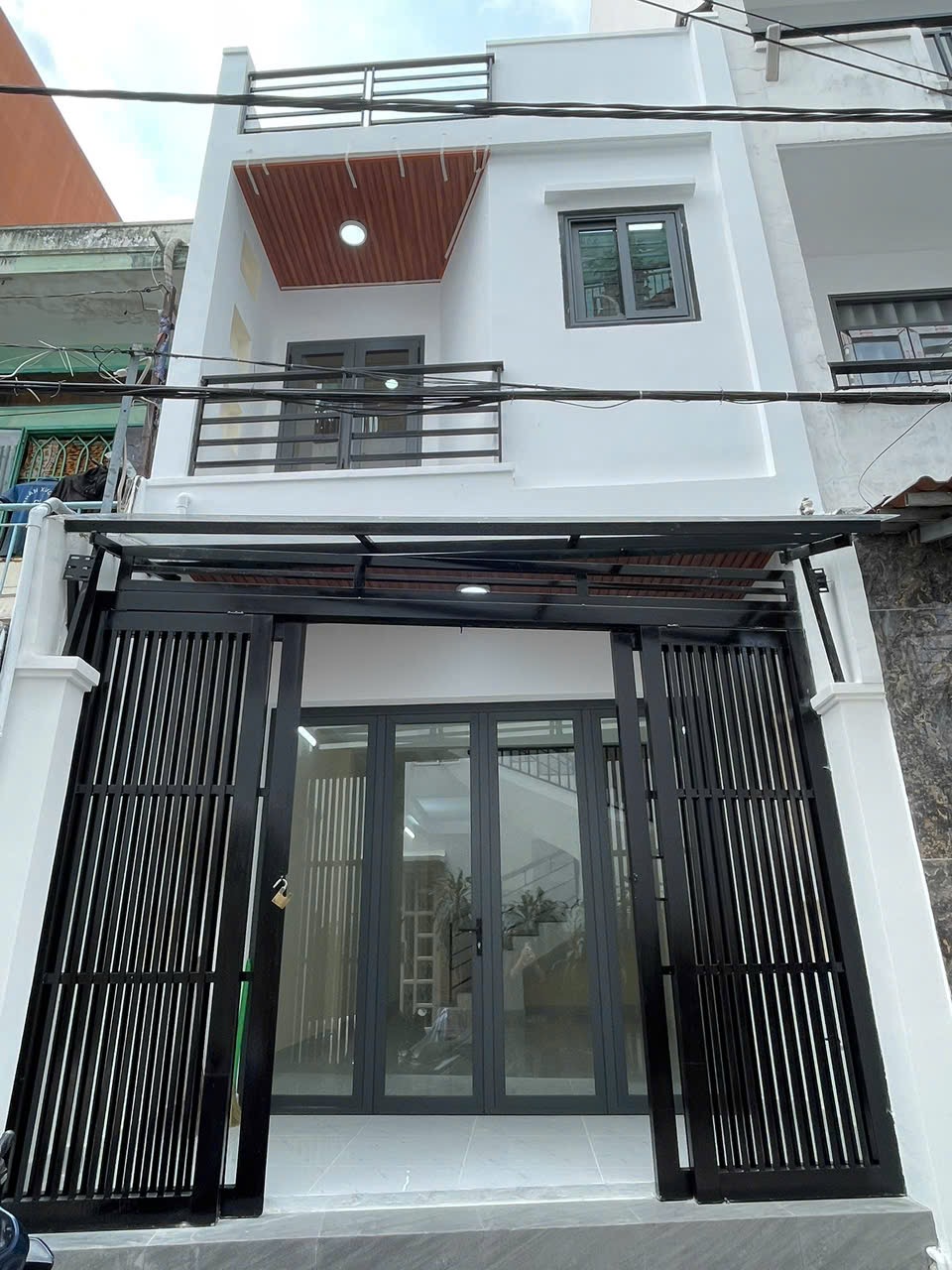 NHÀ NGUYỄN VĂN YẾN [4x15m] 1 lầu mới