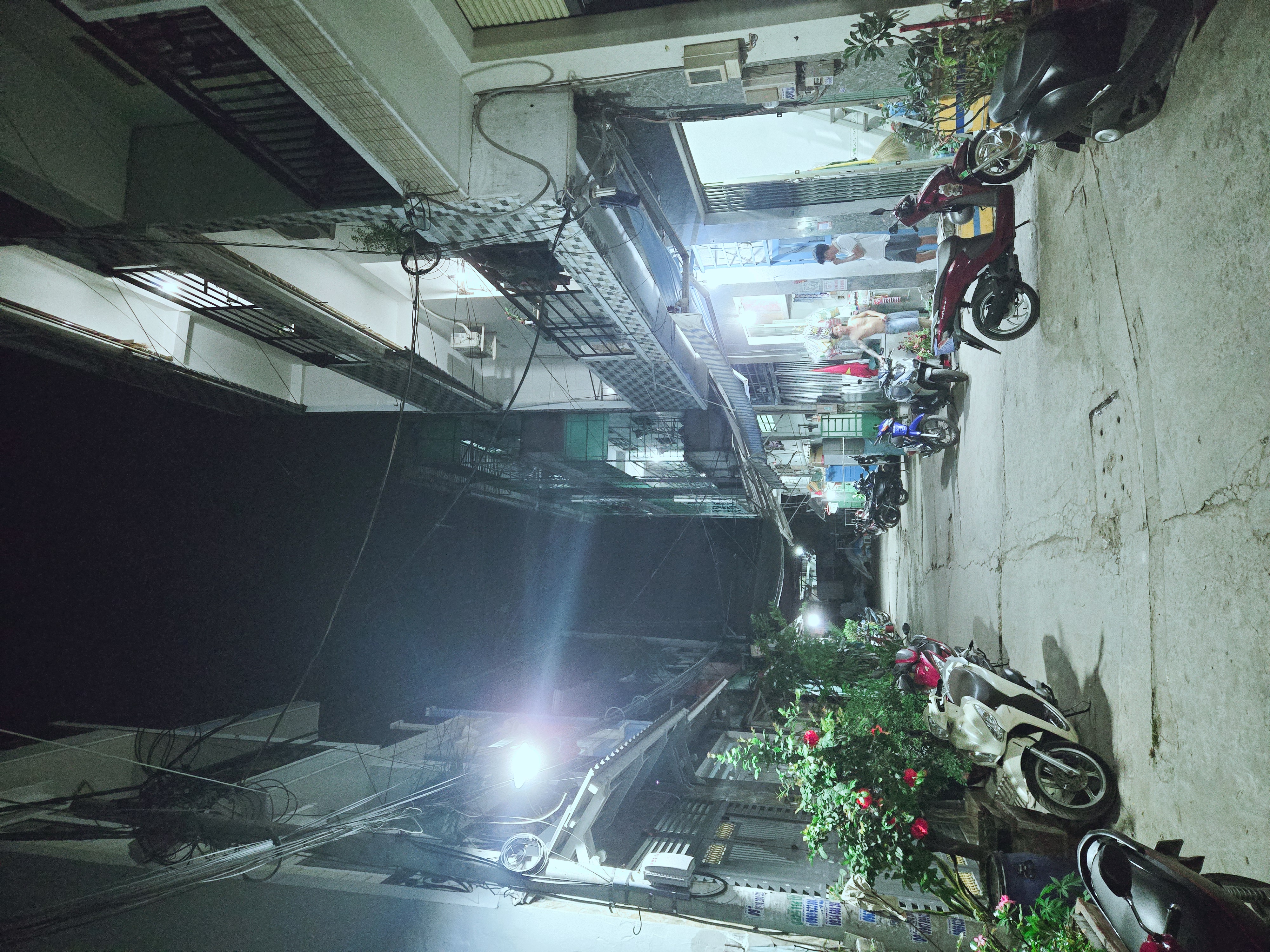 SẴN THU NHẬP 100TR/THÁNG. CHDV 8m❌32m, 3 LẦU ĐƯỜNG HL2